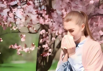 How do asthma patients manage allergy season?